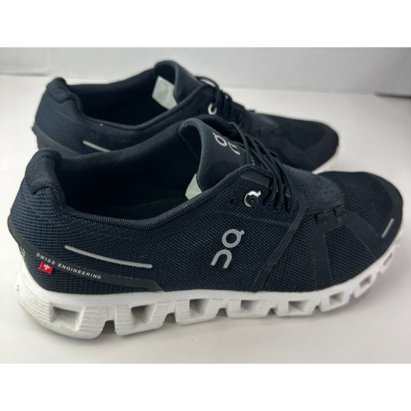 On Running Cloud 5 Shoes Black & White 59.98919 Men's Size 9 Running Sneakers - Picture 2 of 12